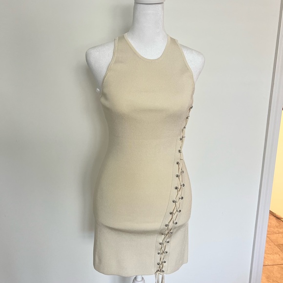 Case dress by Auteur - Picture 10 of 10